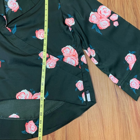 One Teaspoon Quartermaster Floral Kimono Sleeve Top - Picture 15 of 16